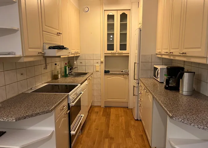 Abc01fde Проживание в семье *